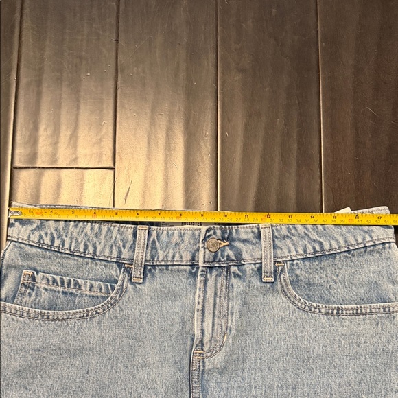 Hollister Denim Mini Skirt - Picture 5 of 7